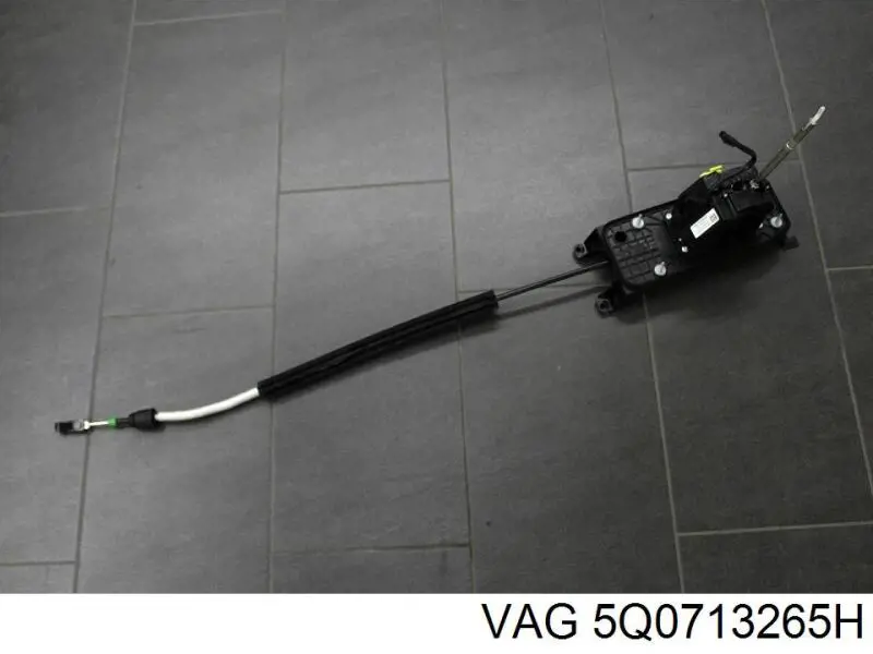 5Q0713263A VAG Трос переключения передач, селектора