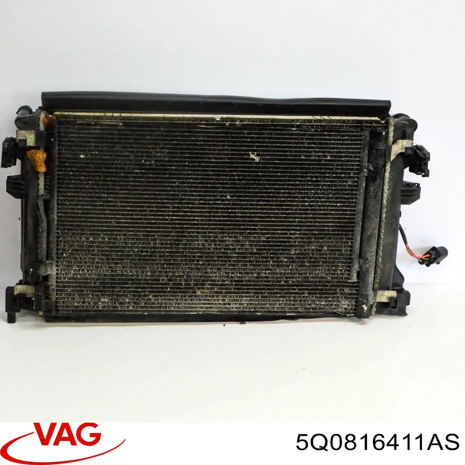 5Q0816411AS VAG радиатор кондиционера