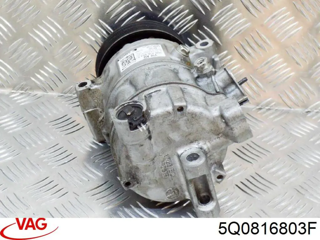 Компрессор кондиционера 5Q0816803F VAG