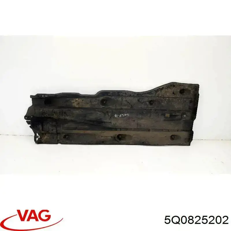 Купить 5Q0825202 VAG Защита днища передняя правая