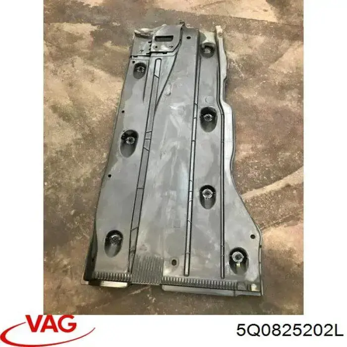 Захист днища, правий 5Q0825202L VAG/Seat