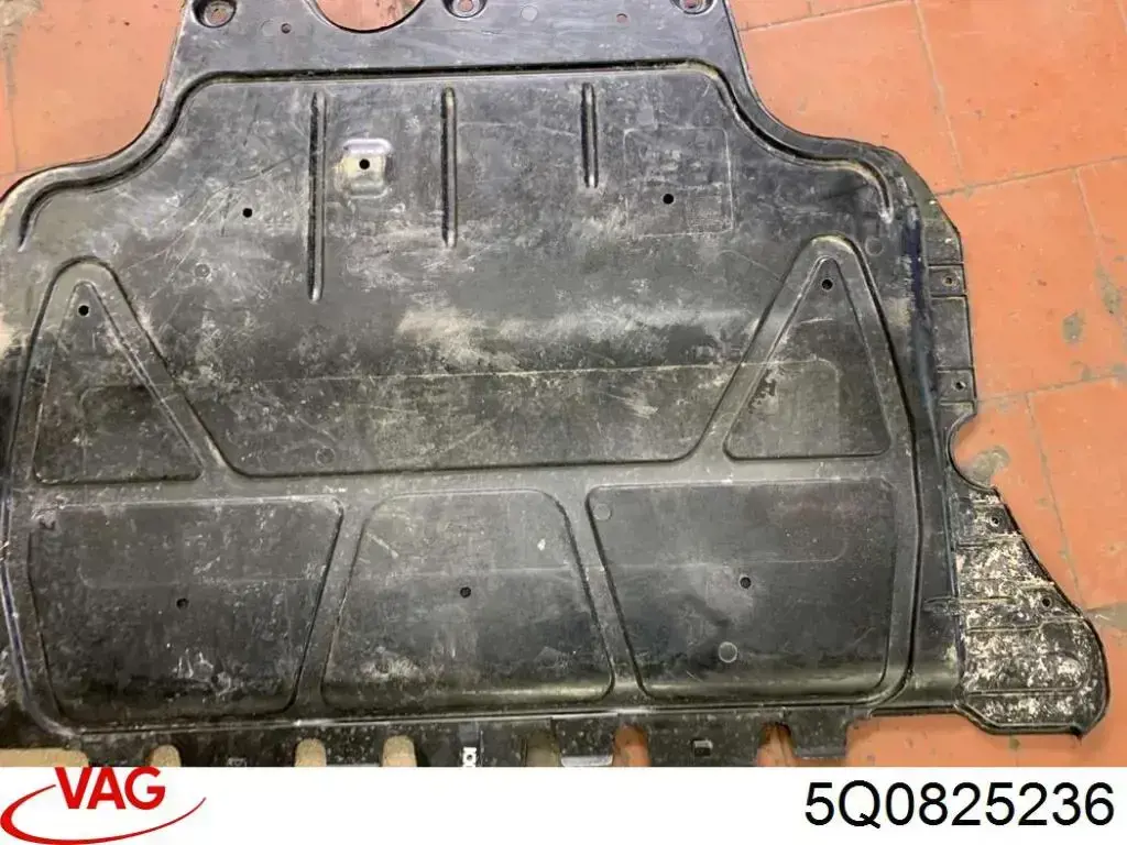 Купить 5Q0825236 VAG Защита двигателя передняя