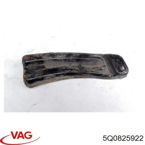 Купить 5Q0825922 VAG Кронштейн крепления защиты двигателя