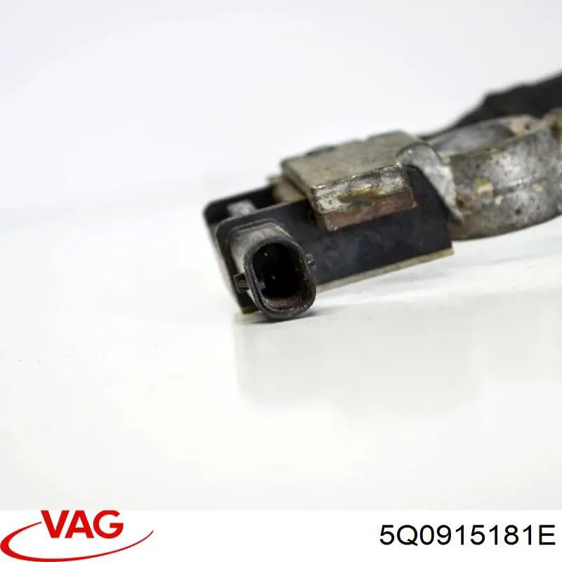 Кабель массы аккумулятора (АКБ) 5Q0915181E VAG
