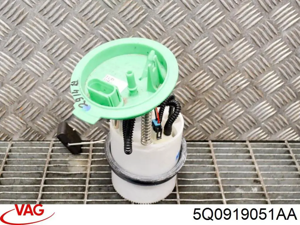 Топливный насос VAG 5Q0919051AA