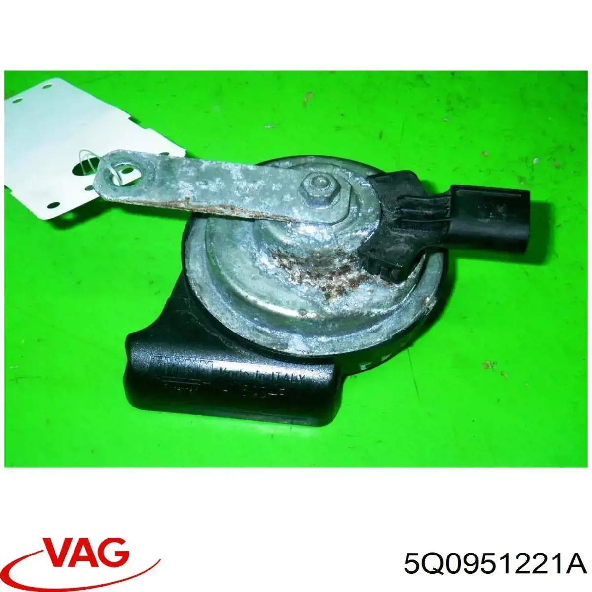 Купить 5Q0951221A VAG Сигнал звуковой (клаксон)