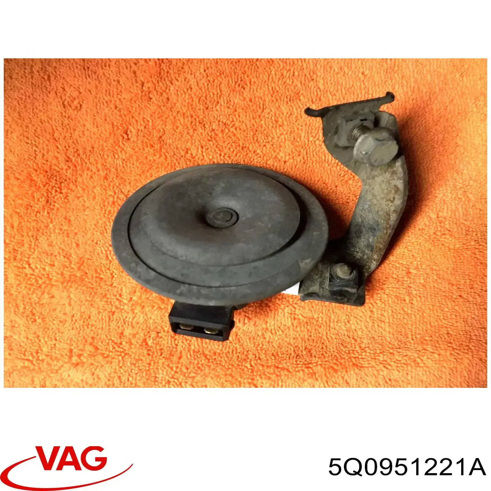 Звуковой сигнал 5Q0951221A VAG