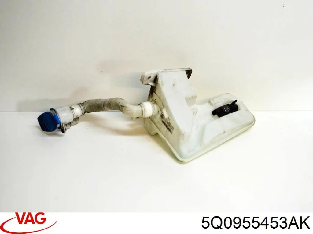 Бачок омывателя лобового стекла VAG 5Q0955453AK цена, от 82.35 USD