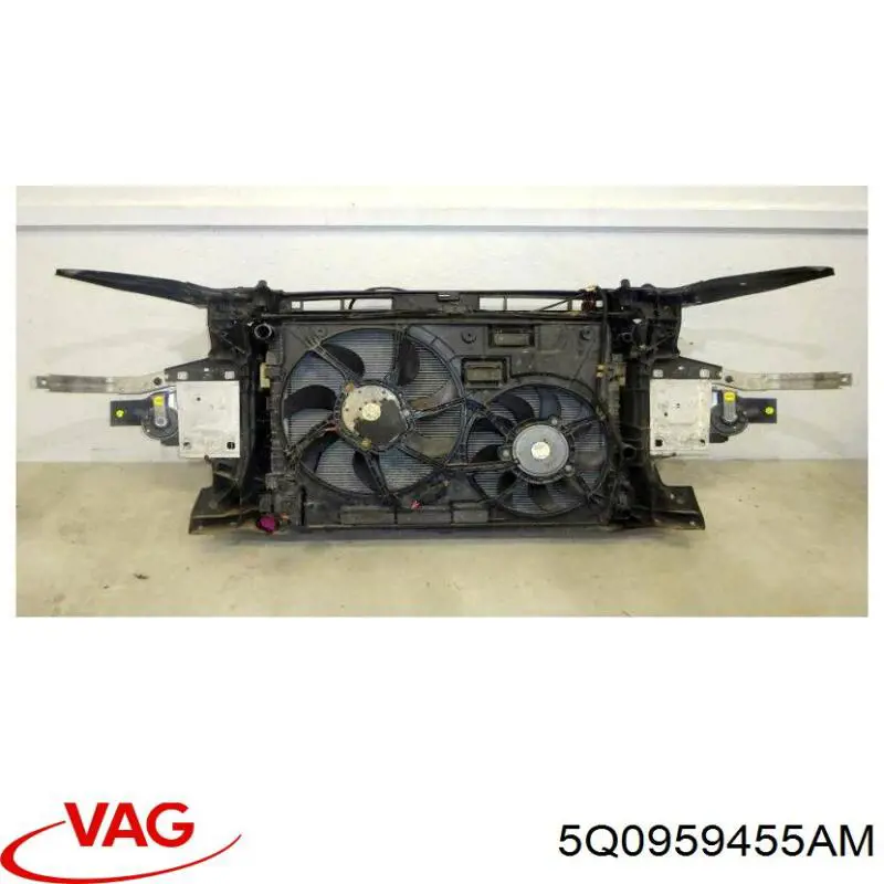 5Q0959455AM VAG Вентилятор системы охлаждения левый