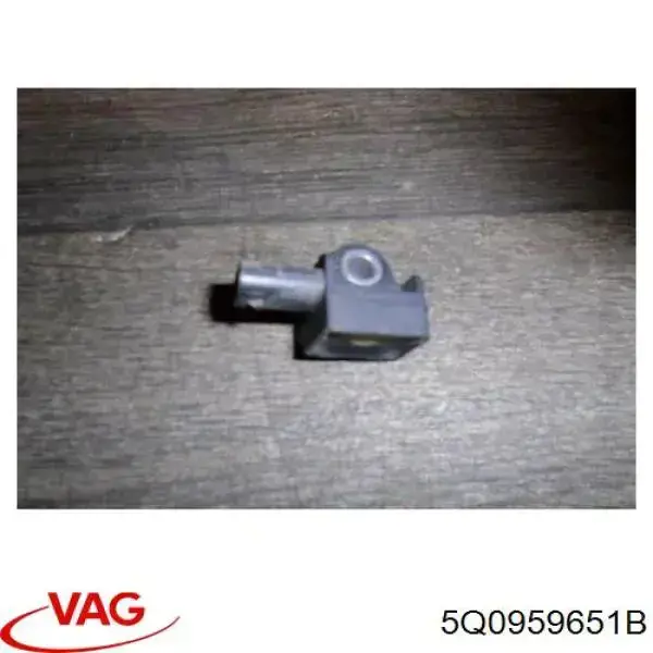 Датчик Айрбег передний VAG 5Q0959651B