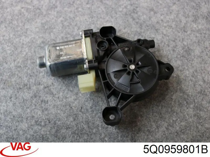 Мотор стеклоподъемника двери передней Metzger 2160607 цена, от 12.67 USD