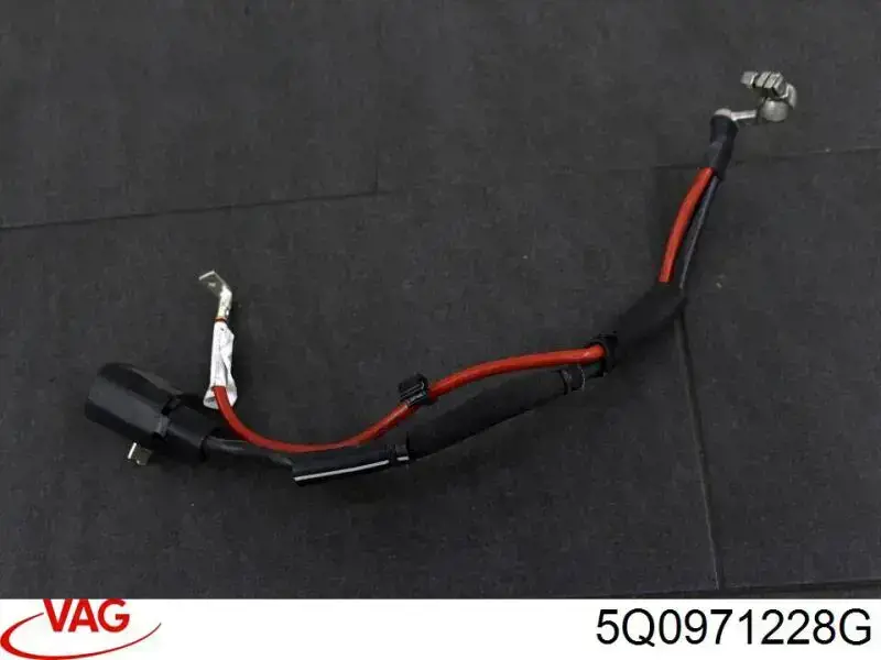 Купить 5Q0971228G VAG Кабель положительной клемы аккумулятора (АКБ)