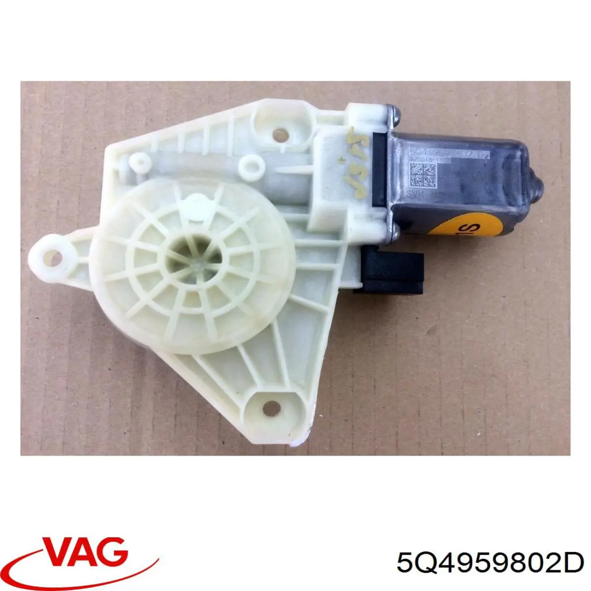 Моторчик стеклоподъемника двери задней, левой VAG 5Q4959802D цена, от 19.75 USD