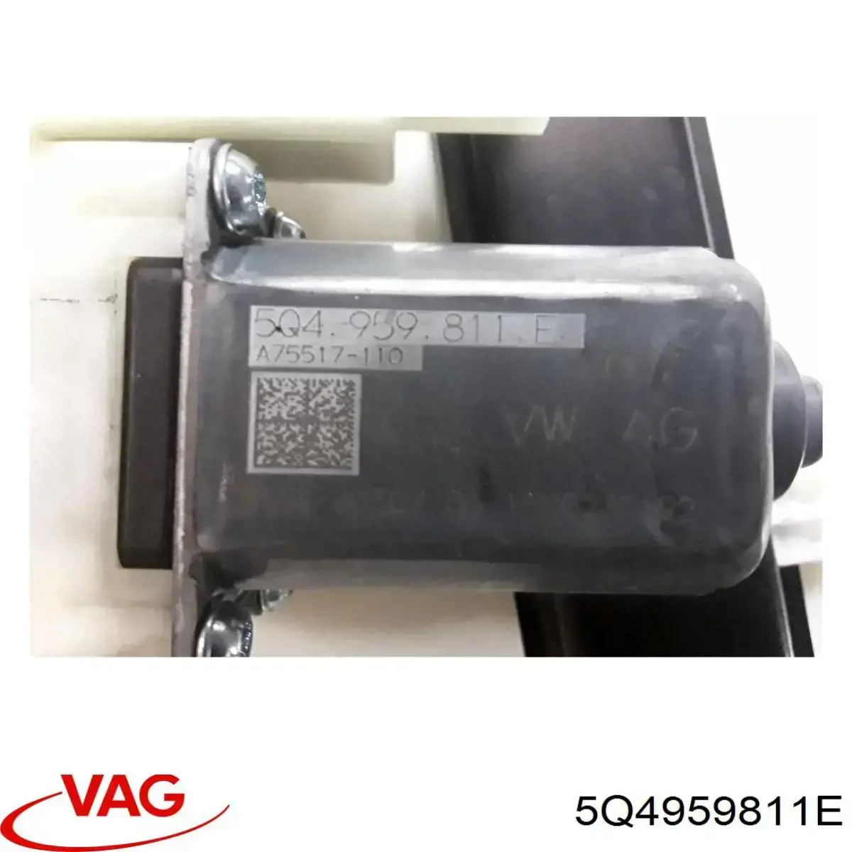 Мотор стеклоподъемника двери задней правой VAG 5Q4959811E цена, от 12.67 USD