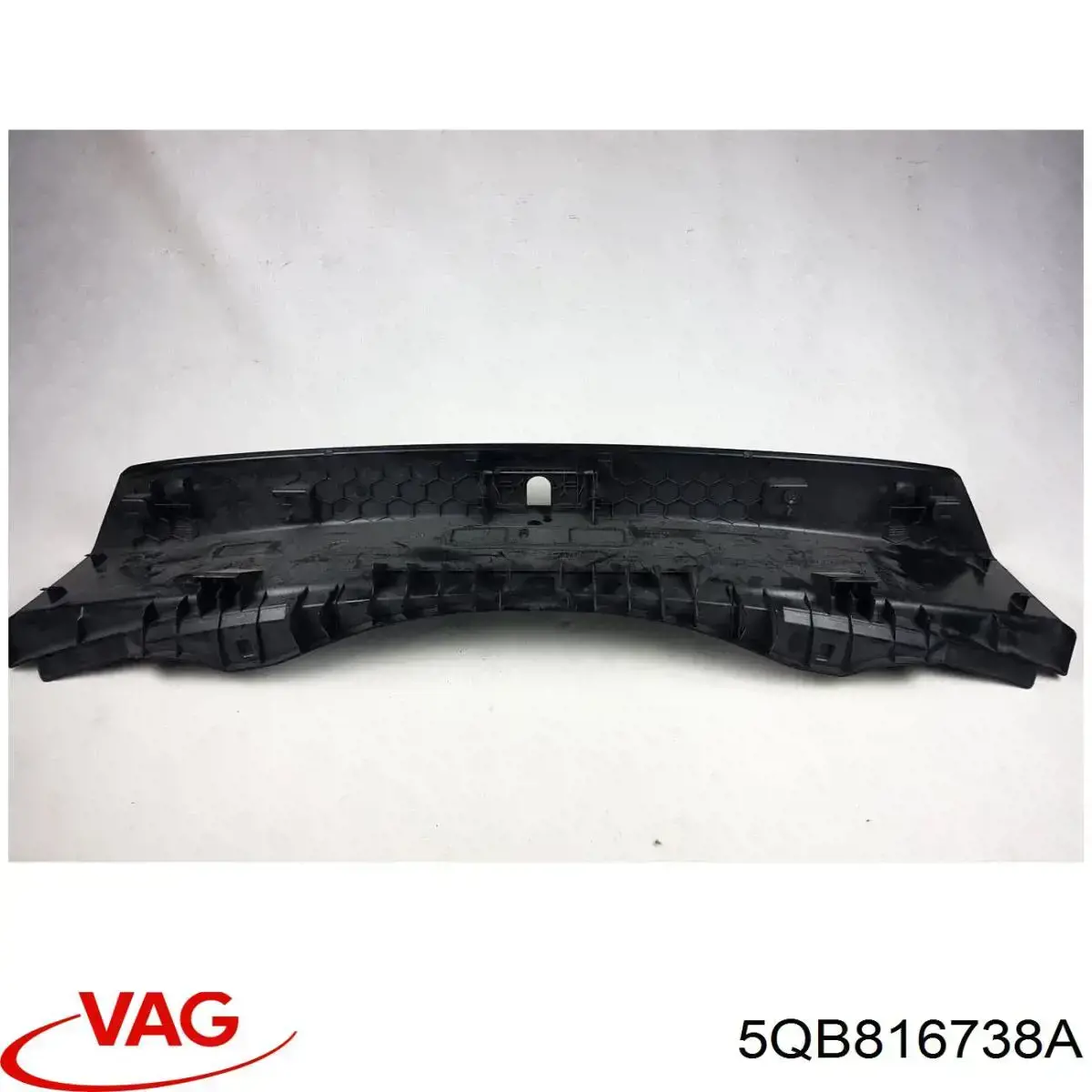 5QB816738A VAG Шланг кондиционера, от радиатора к испарителю