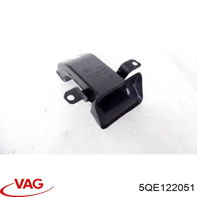 5QE122051 VAG Патрубок радиатора охлаждения нижний