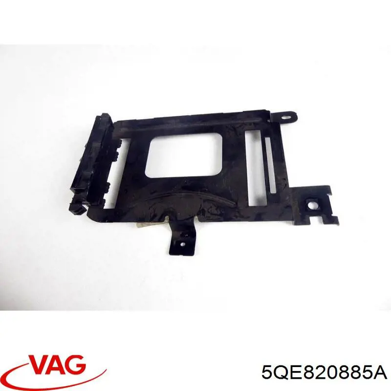  5QE820885A VAG