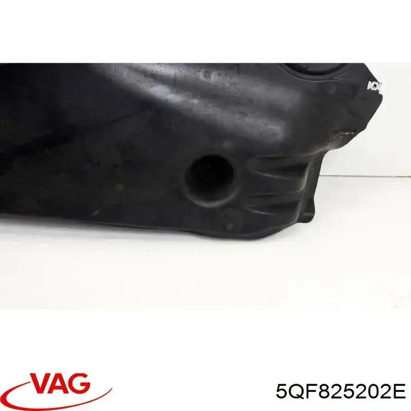 Защита днища правая 5QF825202E VAG