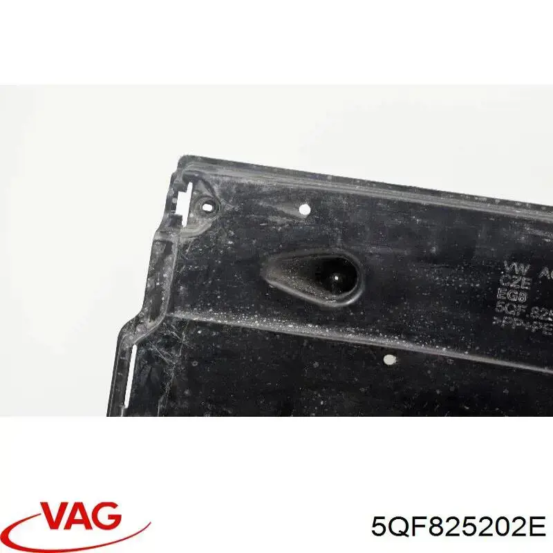 Защита днища, правая VAG 5QF825202E