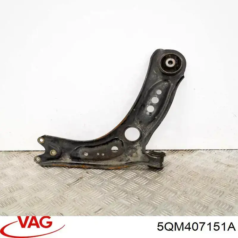 Рычаг передней подвески левый 5QM407151C VAG