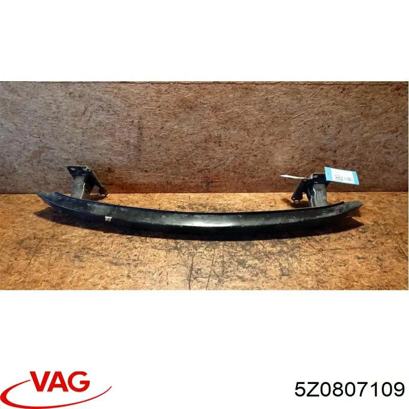 Шина бампера переднего VAG 5Z0807109 цена, от 38.18 USD