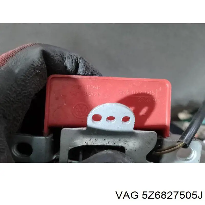 Замок двери багажника VAG 5Z6827505J цена, от 59.68 USD