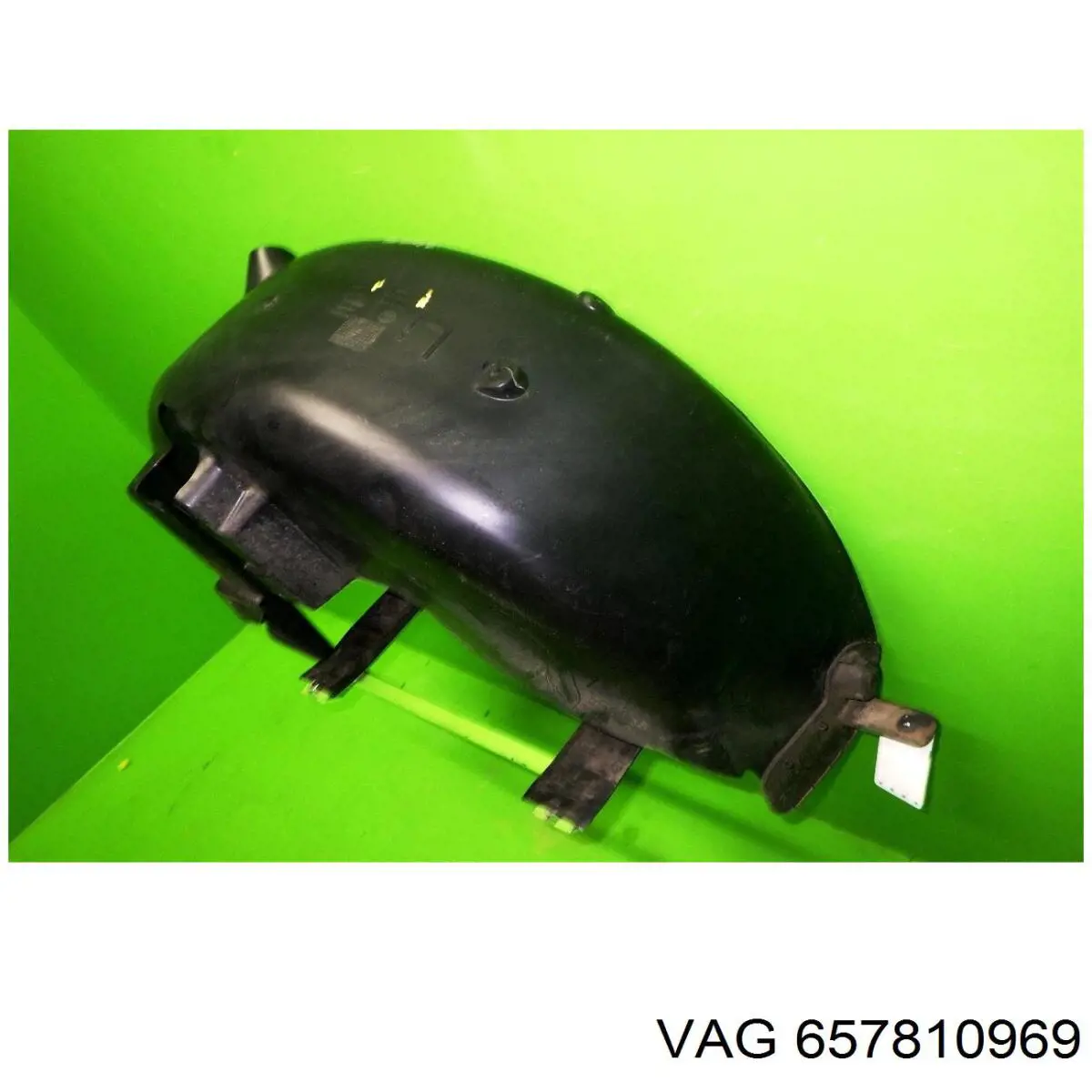 Купить 657810969 VAG Подкрылок задний левый