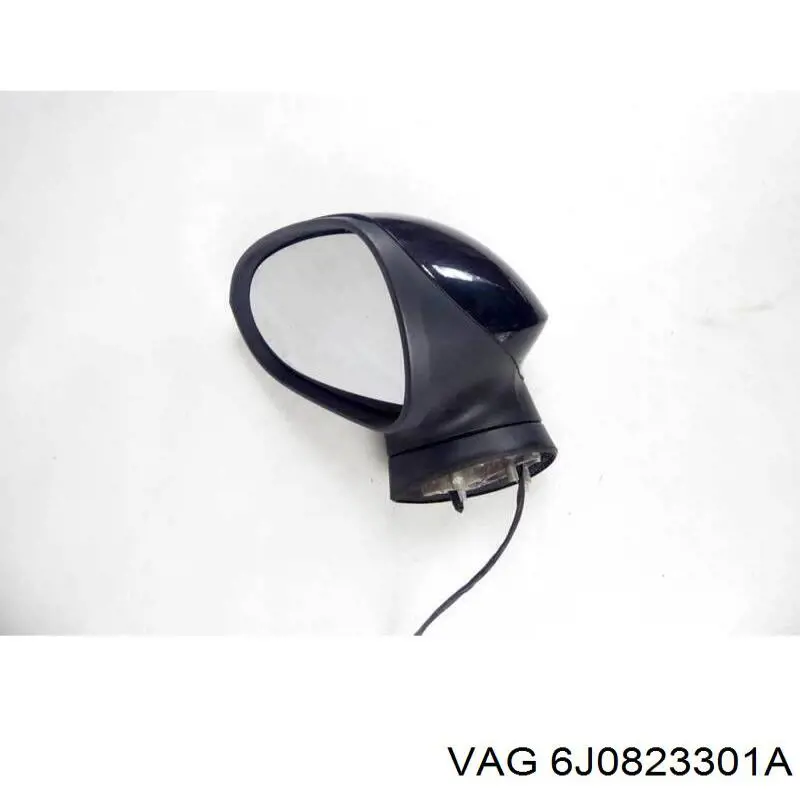 Левая петля капота VAG 6J0823301A