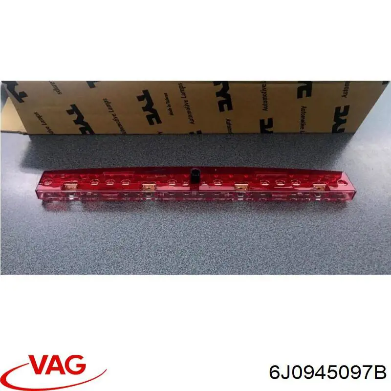 Задний стоп 6J3945097 VAG