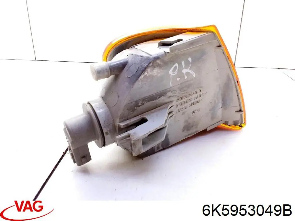 Поворотник левый 6K5953049B VAG