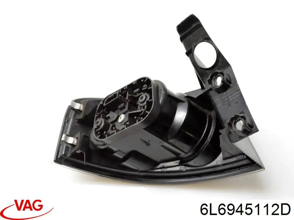 Купить 6L6945112D VAG Фонарь задний правый, внешний