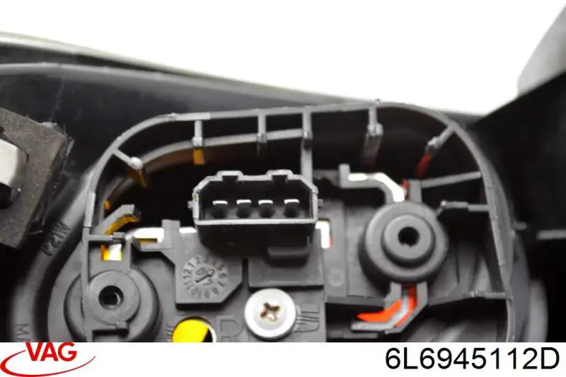 Фара задняя правая внешняя VAG 6L6945112D цена, от 90.65 USD