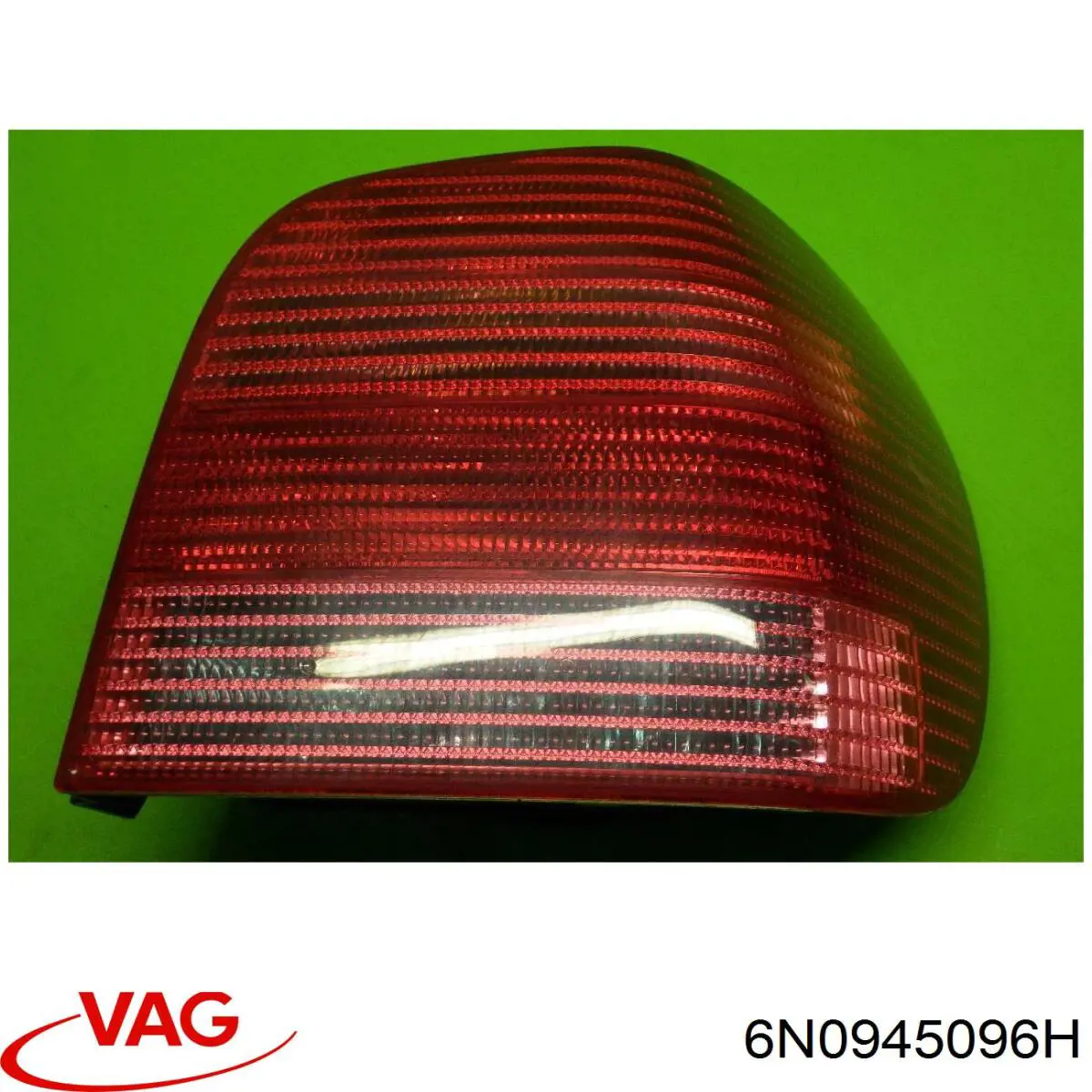 Фонарь задний правый VAG 6N0945096H цена, от 31.67 USD