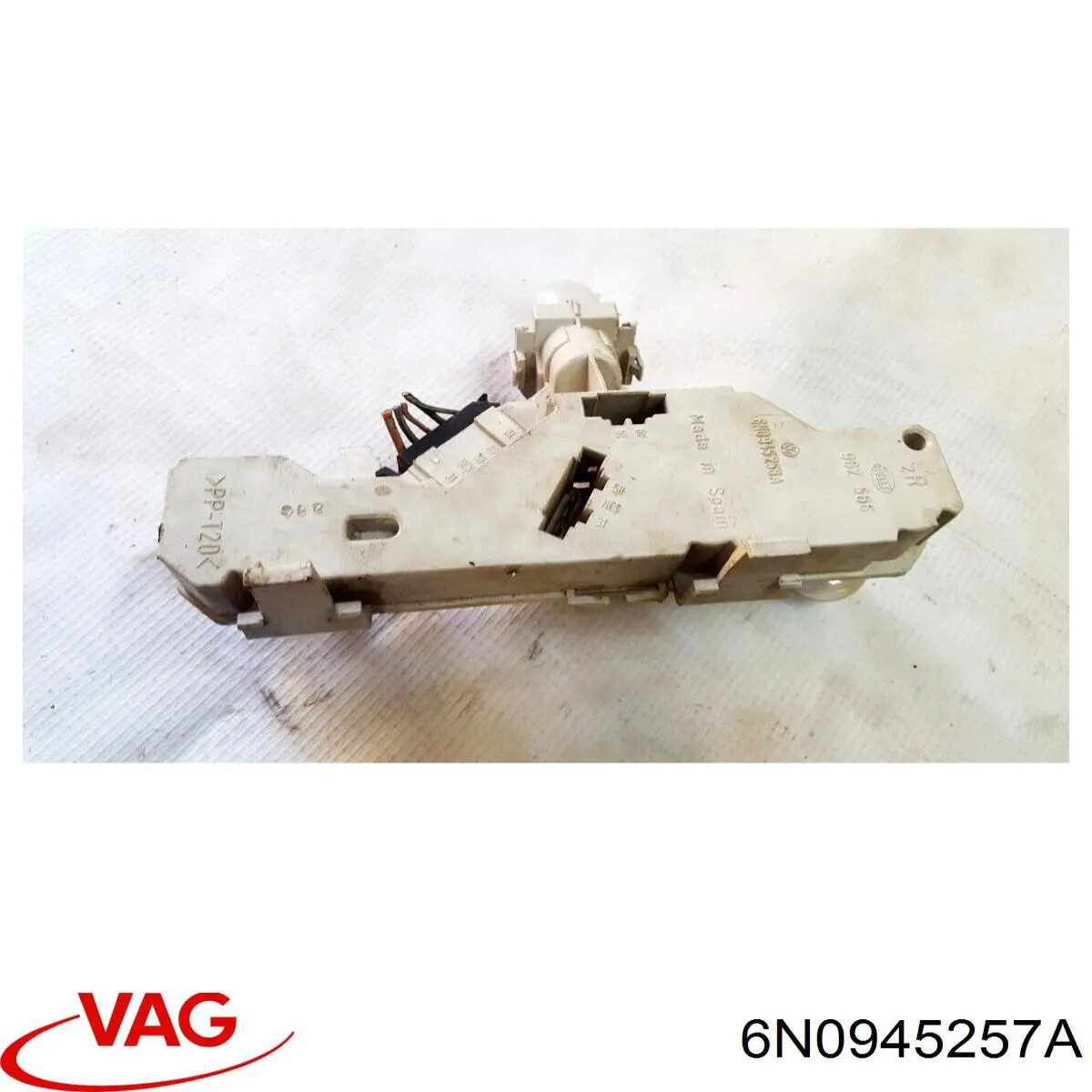 Купить 6N0945257A VAG Плата заднего фонаря контактная