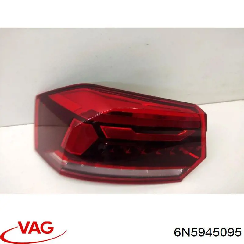 Задняя левая внешняя фара VAG 6N5945095 цена, от 358.38 USD