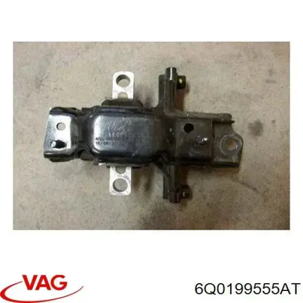 6Q0199555AT VAG coxim (suporte esquerdo de motor)