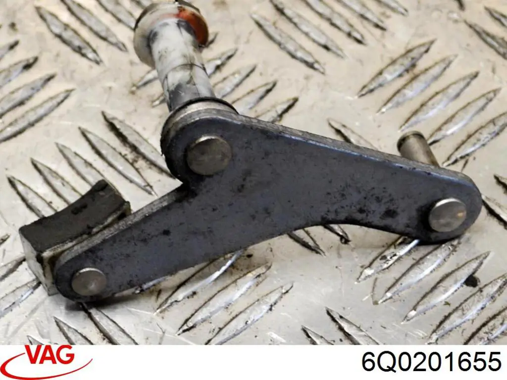 Кронштейн бака топливного VAG 6Q0201655 цена, от 11.29 USD