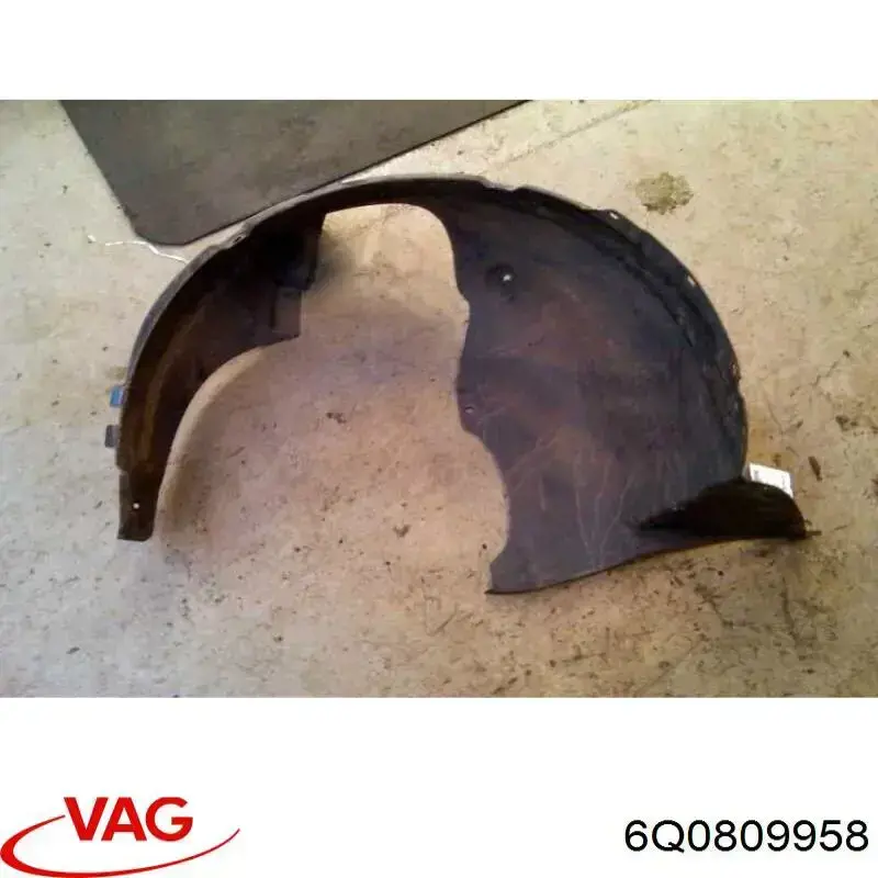 Правый подкрылок переднего крыла VAG 6Q0809958 цена, от 9.35 USD