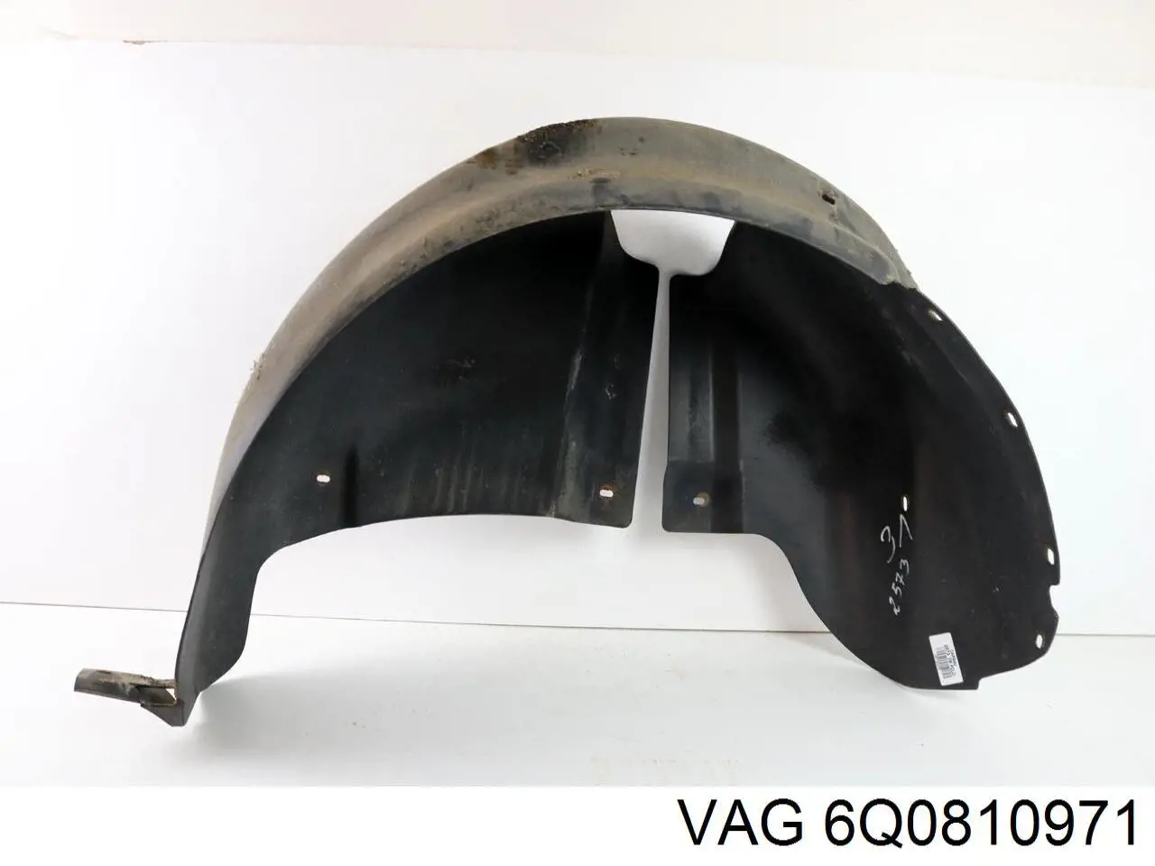 Купить 6Q0810971 VAG Подкрылок задний левый
