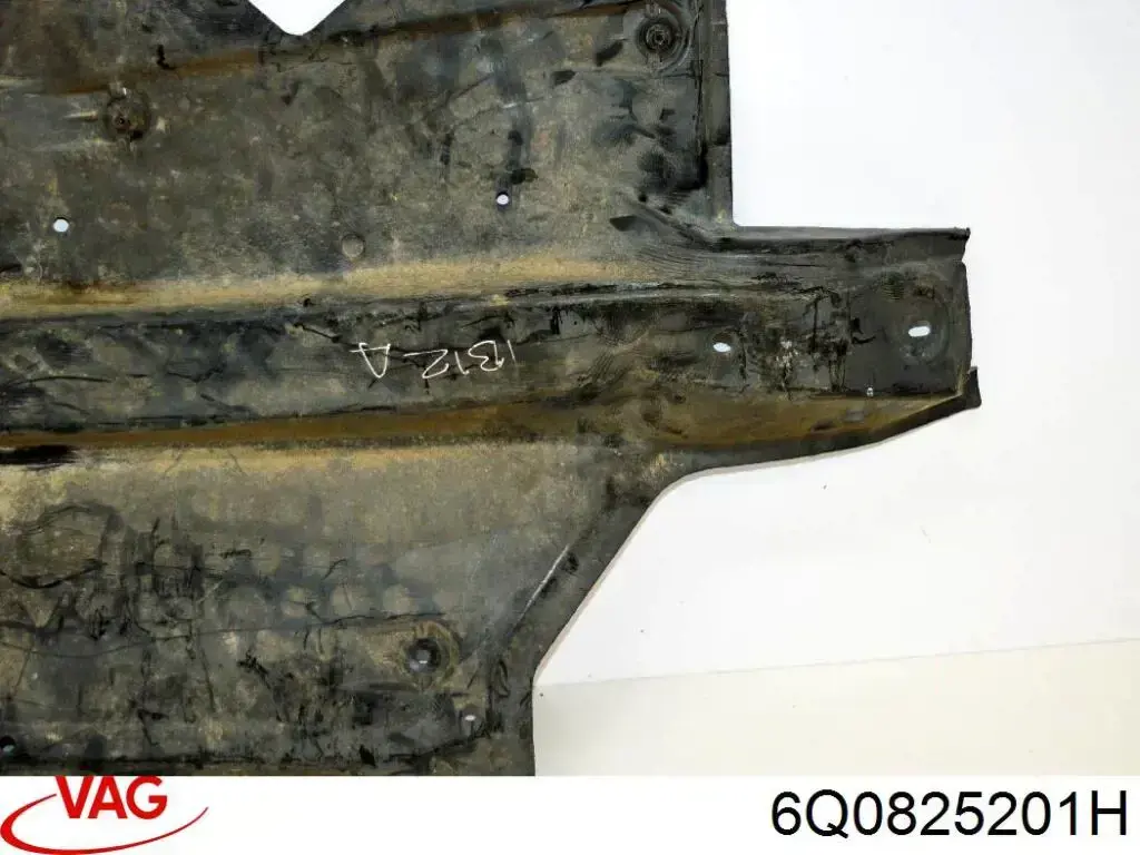 Купить 6Q0825201H VAG Защита днища левая