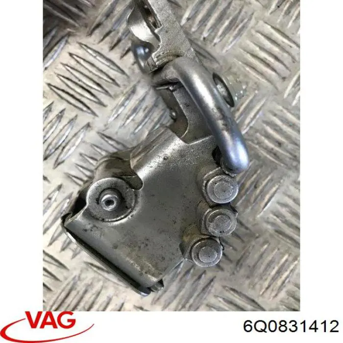 Дверной шарнир правый передний VAG 6Q0831412 цена, от 15.59 USD