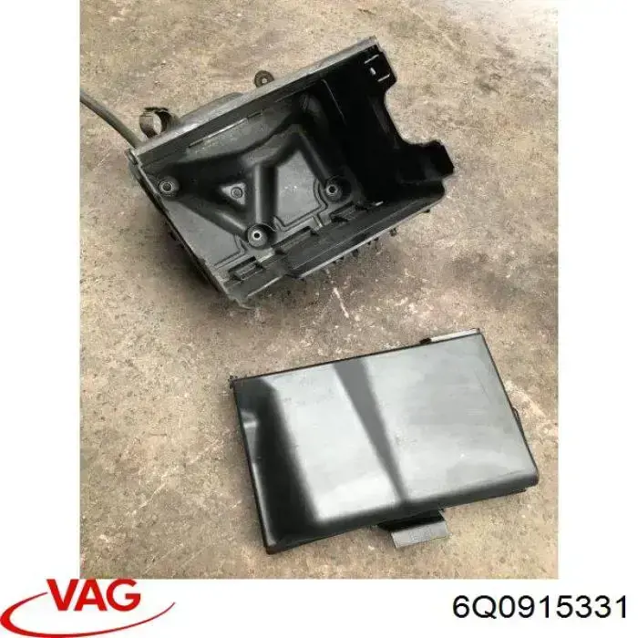 Купить 6Q0915331 VAG Подставка аккумулятора