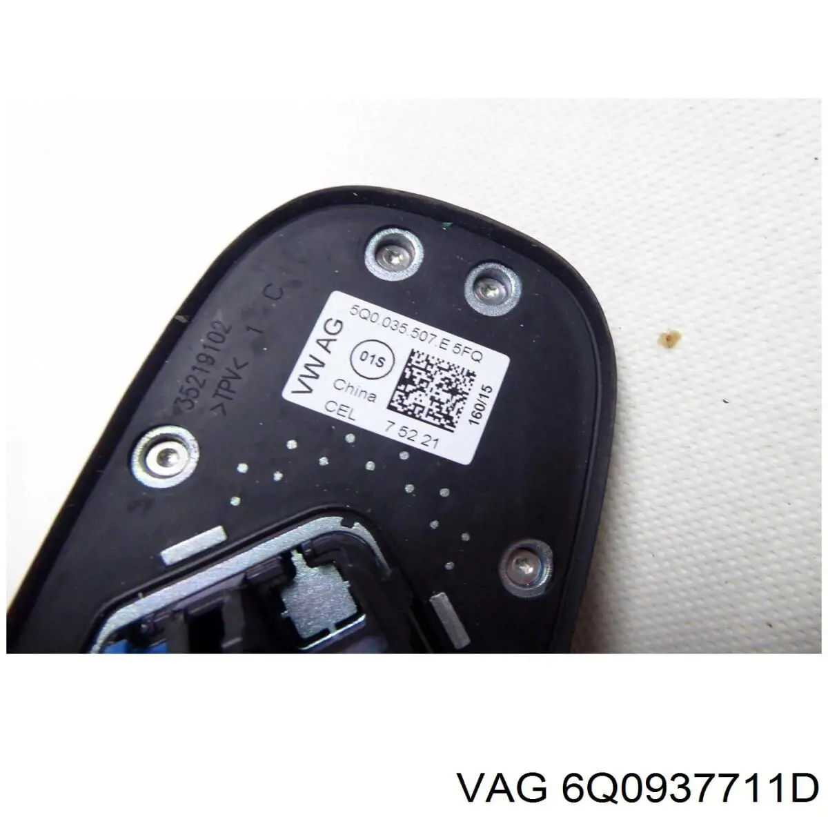  VAG 6Q0937711D