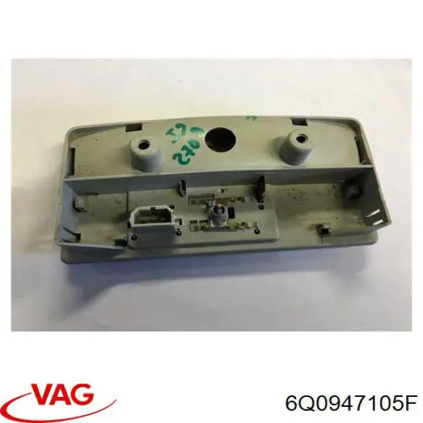 Плафон освещения салона (кабины) задний VAG 6Q0947105F цена, от 6.65 USD