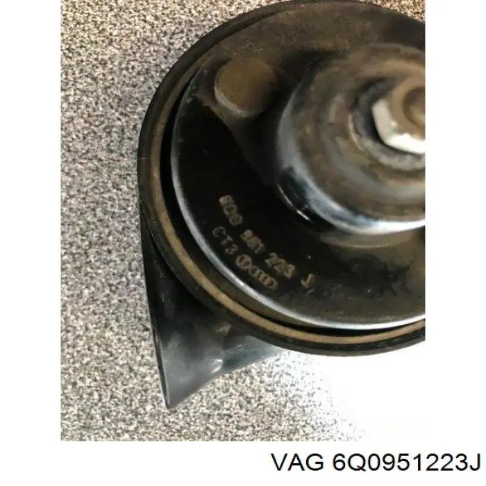 Автомобильный клаксон VAG 6Q0951223F цена, от 0.89 USD