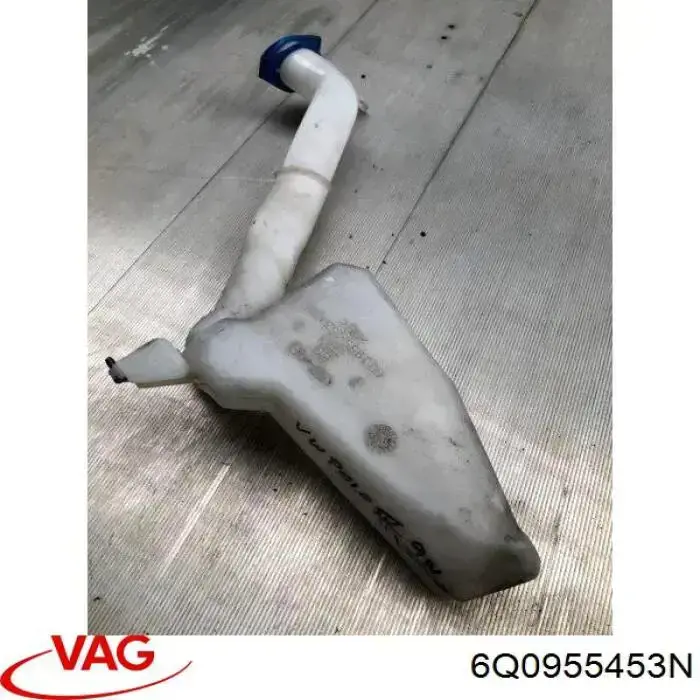 Бачок омывателя 6Q0955453N VAG