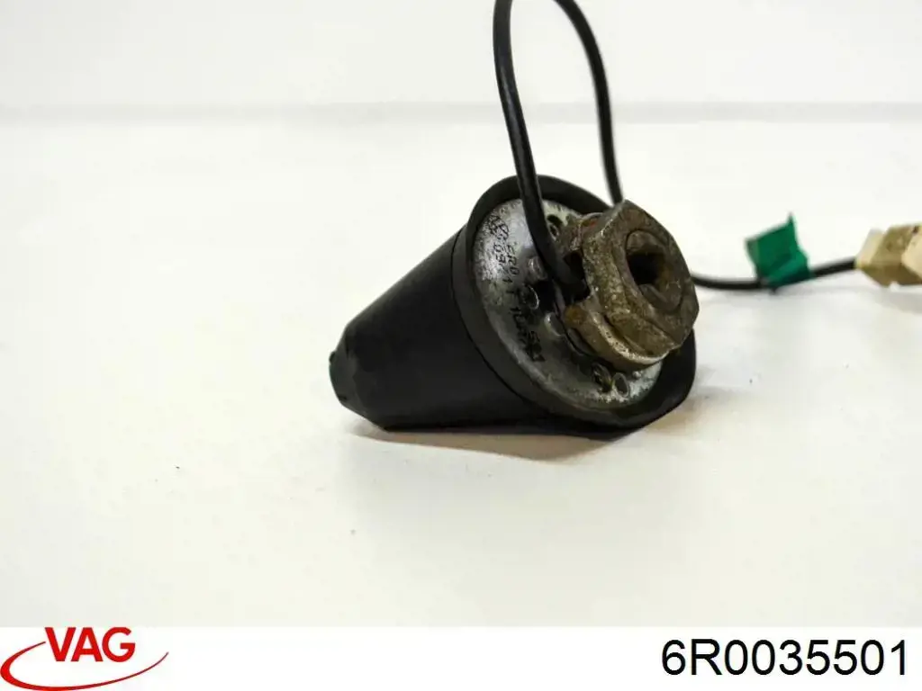  Antena Skoda Rapid hatchback (NH3, NK3, NK6) (2012 - 2026) 