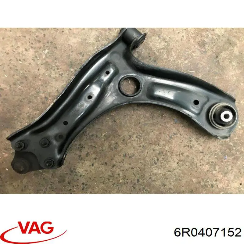 Нижний рычаг 6R0407152 VAG
