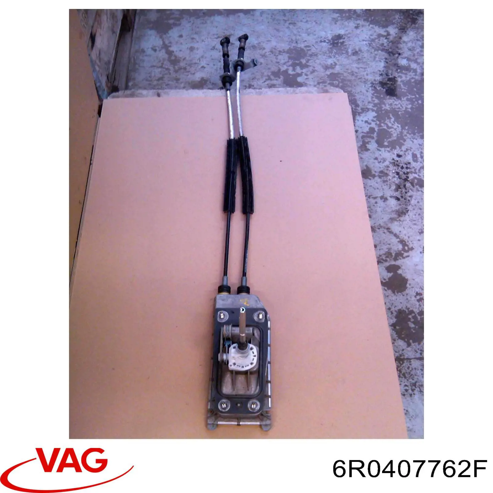 Привод передний правый VAG 6R0407764P цена, от 89.80 USD