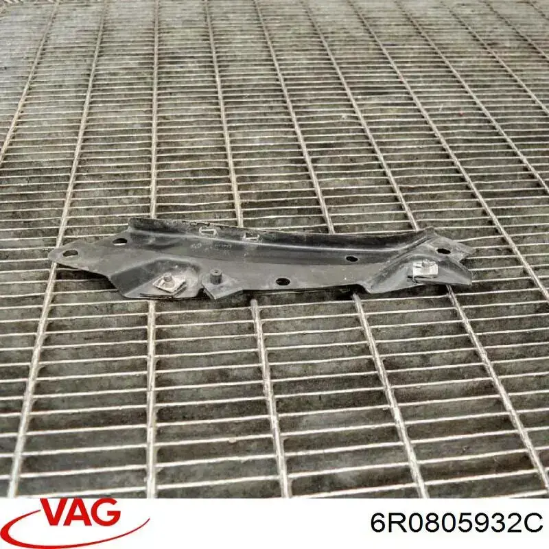 Кронштейн суппорта радиатора, верхний VAG 6R0805932C цена, от 14.09 USD
